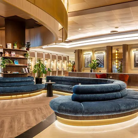 Radisson Blu Scandinavia Hotel, Hotel