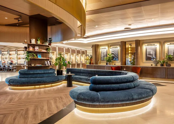 Radisson Blu Scandinavia Hotel, Hotel