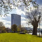Radisson Blu Scandinavia Hotel, 4*