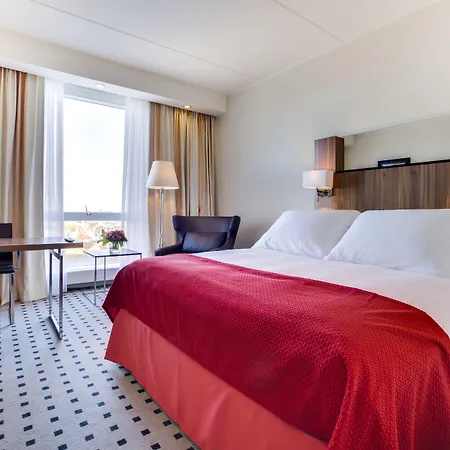 Radisson Blu Scandinavia Hotel, Hotel
