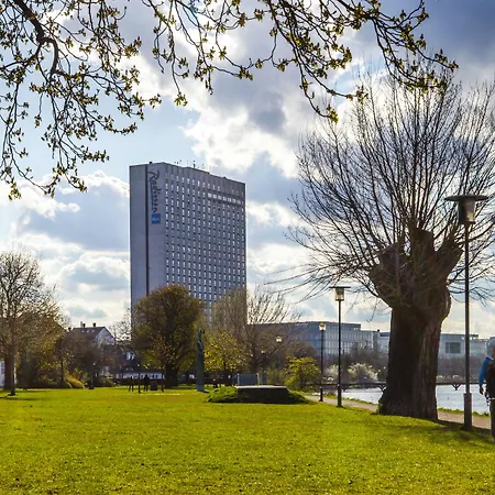 Radisson Blu Scandinavia Hotel, 4*