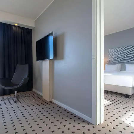 מלון Radisson Blu Scandinavia Hotel,