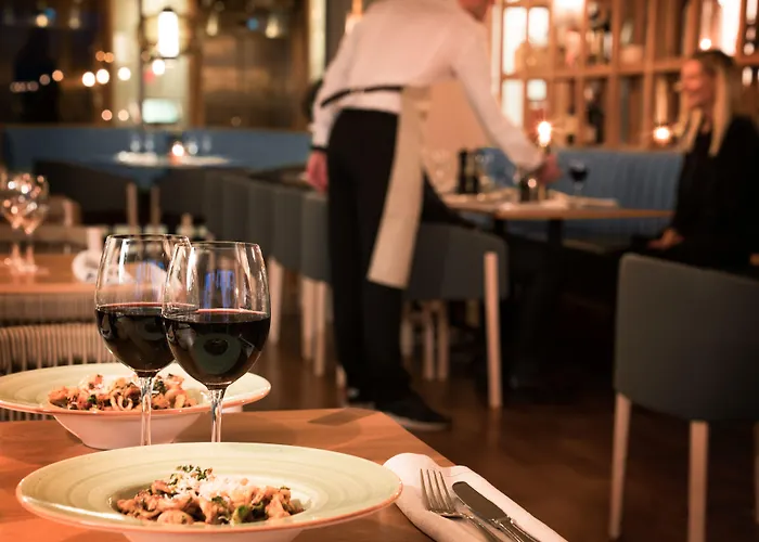 Otel Radisson Blu Scandinavia Hotel, 4*