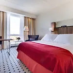 Radisson Blu Scandinavia Hotel, Hotel